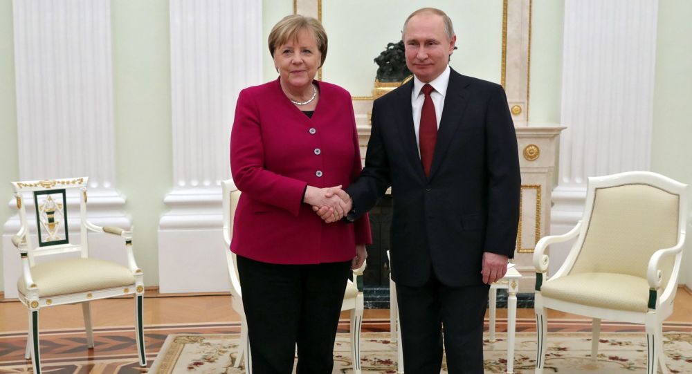 普京：俄羅斯和德國堅決支持執行《聯合全面行動計劃》